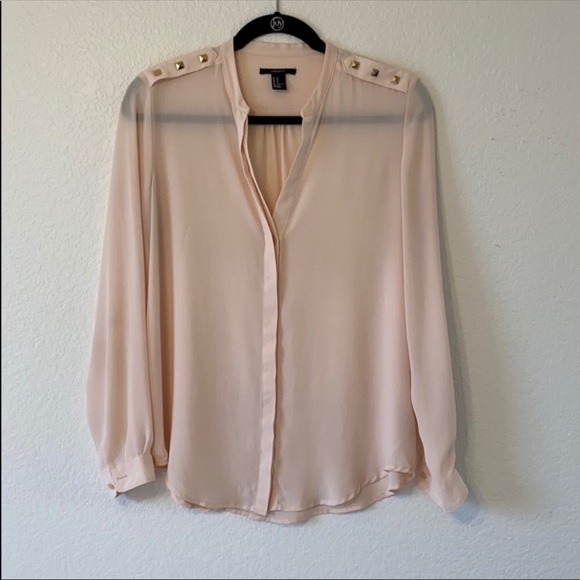 Forever 21 Peach Blouse with Gold Studs - size M - Picture 3 of 5